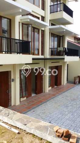 Rumah Luxury Modern Siap Huni di Bukit Sari Semarang Rumah Luxury Modern Siap Huni di Bukit Sari Semarang
