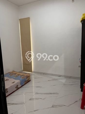 Lokasi terbaik! Rumah siap huni disewakan di Tembalang LB 70m2 Lokasi terbaik! Rumah siap huni disewakan di Tembalang LB 70m2