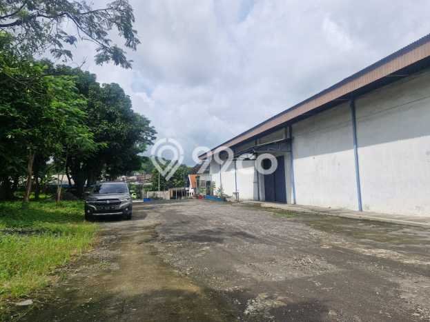 Gudang paling strategis disewakan di Semarang Barat Semarang Gudang paling strategis disewakan di Semarang Barat Semarang