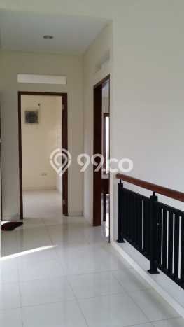 Rumah Luxury Modern Siap Huni di Bukit Sari Semarang Rumah Luxury Modern Siap Huni di Bukit Sari Semarang