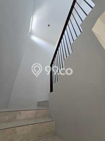 PILIHAN TEPAT! Rumah kawasan Tembalang, 3 KM, Akses Mall, Luas 120m2m² LB 124m2m² PILIHAN TEPAT! Rumah kawasan Tembalang, 3 KM, Akses Mall, Luas 120m2m² LB 124m2m²