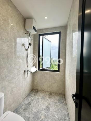 Rumah di Jangli, Semarang, LT 167m² LB 140m² Rumah di Jangli, Semarang, LT 167m² LB 140m²