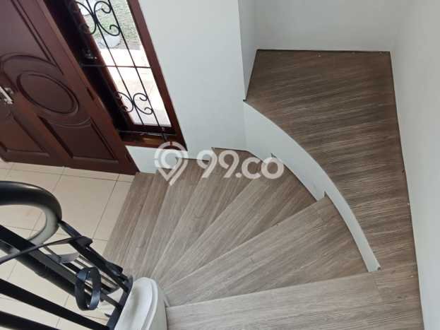 Rumah Nyaman area papandayan, 4 KT, Area Tenang, Luas 550m² LB 500m² Rumah Nyaman area papandayan, 4 KT, Area Tenang, Luas 550m² LB 500m²