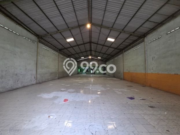 Gudang Dijual Lokasi Stratagis di Gayamsari Semarang Cocok untuk Investasi Gudang Dijual Lokasi Stratagis di Gayamsari Semarang Cocok untuk Investasi