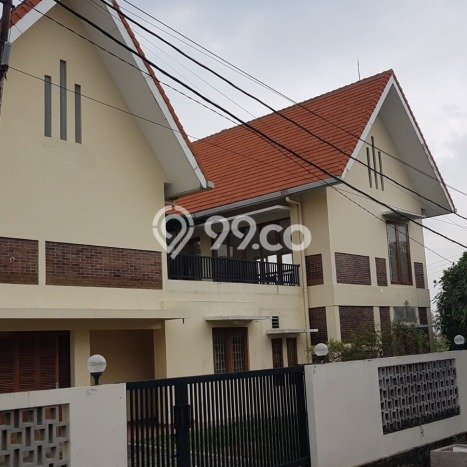 Rumah Luxury Modern Siap Huni di Bukit Sari Semarang Rumah Luxury Modern Siap Huni di Bukit Sari Semarang