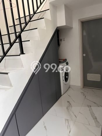 Lokasi terbaik! Rumah siap huni disewakan di Tembalang LB 70m2 Lokasi terbaik! Rumah siap huni disewakan di Tembalang LB 70m2