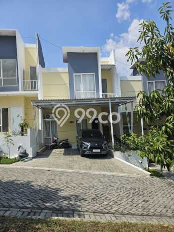 For Sale Rumah 3 Kamar Lokasi Ideal Bagus dan Strategis di Tembalang For Sale Rumah 3 Kamar Lokasi Ideal Bagus dan Strategis di Tembalang