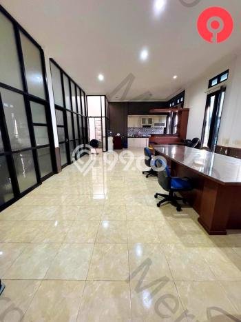 Ruko untuk disewa di Samarinda Utara punya LT 460m2 & LB 280m2 harga sewa kompetitif Ruko untuk disewa di Samarinda Utara punya LT 460m2 & LB 280m2 harga sewa kompetitif