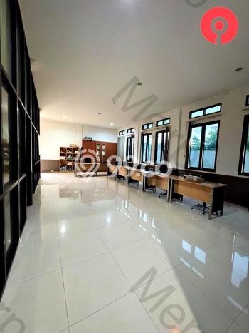 Ruko untuk disewa di Samarinda Utara punya LT 460m2 & LB 280m2 harga sewa kompetitif Ruko untuk disewa di Samarinda Utara punya LT 460m2 & LB 280m2 harga sewa kompetitif