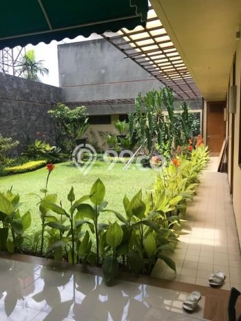 Hunian Mewah LB 500m2 Siap Huni Desain Elegan di Sarijadi, Bandung Hunian Mewah LB 500m2 Siap Huni Desain Elegan di Sarijadi, Bandung