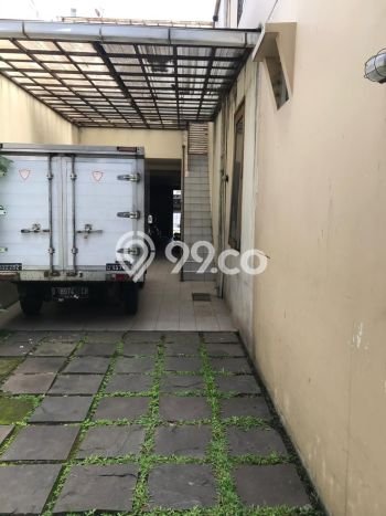 Hunian Mewah LB 500m2 Siap Huni Desain Elegan di Sarijadi, Bandung Hunian Mewah LB 500m2 Siap Huni Desain Elegan di Sarijadi, Bandung