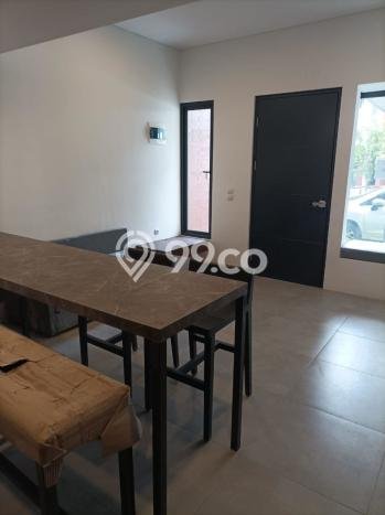 Rumah Modern 3 KT di BSD Tangerang Full Furnished Rumah Modern 3 KT di BSD Tangerang Full Furnished