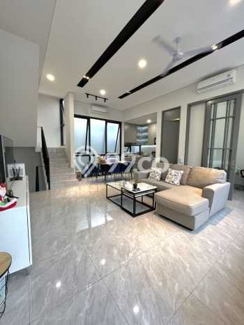 Rumah Luxury Modern Tanpa Renovasi di BSD Tangerang Rumah Luxury Modern Tanpa Renovasi di BSD Tangerang