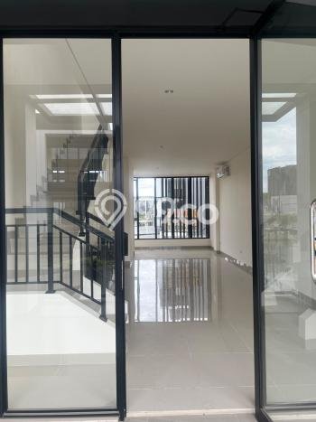 Rumah Elit Akses Mudah di Tangerang Unfurnished Rumah Elit Akses Mudah di Tangerang Unfurnished
