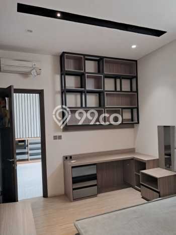 Rumah Mewah LB 315m2 Siap Huni Desain Elegan di Gading Serpong, Tangerang Rumah Mewah LB 315m2 Siap Huni Desain Elegan di Gading Serpong, Tangerang