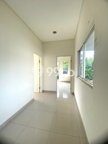 Rumah Elit Modern Tanpa Renovasi di BSD Tangerang Rumah Elit Modern Tanpa Renovasi di BSD Tangerang