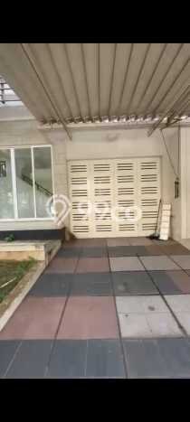 Rumah Elit Modern Tanpa Renovasi di Gading Serpong Tangerang Rumah Elit Modern Tanpa Renovasi di Gading Serpong Tangerang