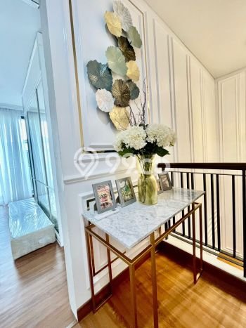 Rumah Elit Modern Siap Huni di BSD Tangerang Rumah Elit Modern Siap Huni di BSD Tangerang