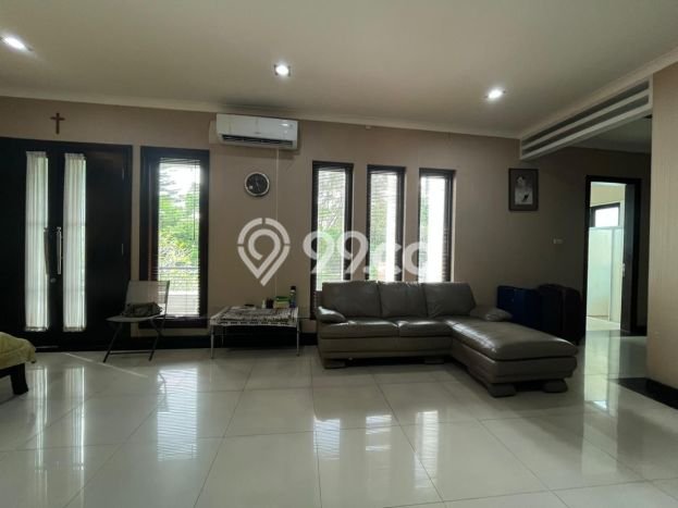 Rumah Luxury Modern Tanpa Renovasi di BSD Tangerang Rumah Luxury Modern Tanpa Renovasi di BSD Tangerang