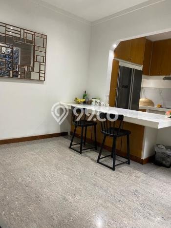 Hunian Elit LB 650m2 Siap Pakai Desain Elegan di Kemanggisan, Jakarta Barat Hunian Elit LB 650m2 Siap Pakai Desain Elegan di Kemanggisan, Jakarta Barat