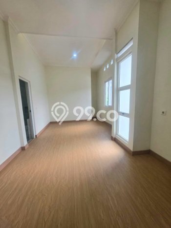 Ready to Use! Luxury House LT 202m2 Desain Modern di Gading Serpong Ready to Use! Luxury House LT 202m2 Desain Modern di Gading Serpong