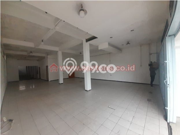 Unit Ruko Paling Strategis di Purwokerto Selatan Banyumas dengan LB 310m2 Unit Ruko Paling Strategis di Purwokerto Selatan Banyumas dengan LB 310m2