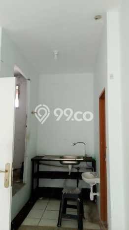 Ruko Disewa di Serpong, Tangerang Selatan, LT 105m2 / LB 300m2 Ruko Disewa di Serpong, Tangerang Selatan, LT 105m2 / LB 300m2
