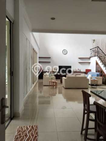 Ready to Use! Premium House LT 420m2 Desain Modern di Tangerang Kota Ready to Use! Premium House LT 420m2 Desain Modern di Tangerang Kota