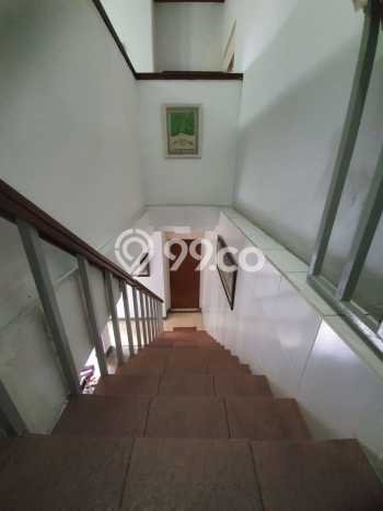 For Sale! Luxury House LT 250m2 Desain Modern di Gandaria For Sale! Luxury House LT 250m2 Desain Modern di Gandaria