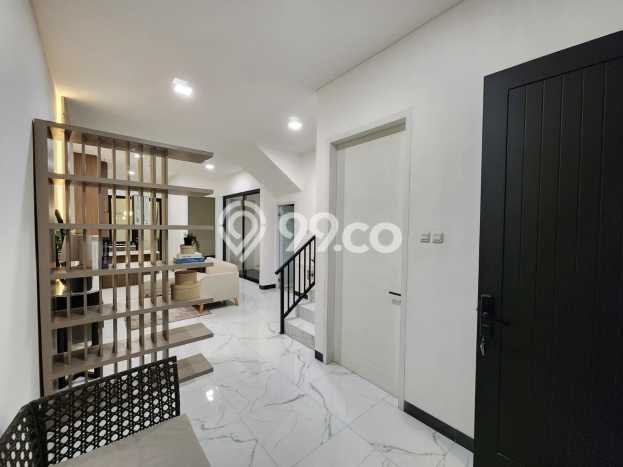 Rumah Modern 4 KT di BSD Griya Loka Tangerang Unfurnished Rumah Modern 4 KT di BSD Griya Loka Tangerang Unfurnished