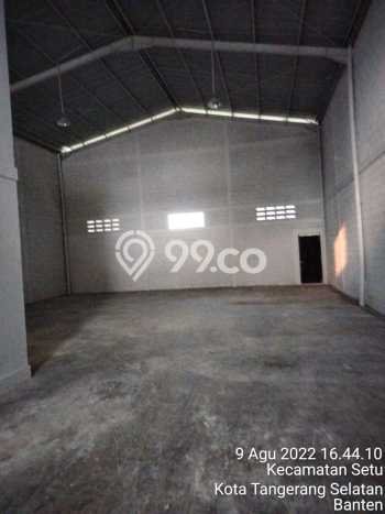 AREA KOMERSIAL! Gudang For Rent di Serpong, Luas 225m2m², Jalan Utama, Siap Operasi AREA KOMERSIAL! Gudang For Rent di Serpong, Luas 225m2m², Jalan Utama, Siap Operasi