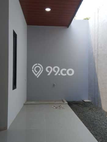 Rumah Modern di Pagedangan, Tangerang, Luas 150m2m² LB 100m2m² Rumah Modern di Pagedangan, Tangerang, Luas 150m2m² LB 100m2m²