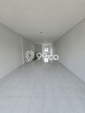 Ruko Disewa di Tangerang dengan LB 228m2 Area Komersial Ramai Ruko Disewa di Tangerang dengan LB 228m2 Area Komersial Ramai