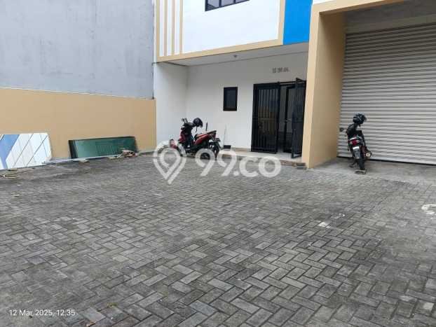 For Rent Gudang Premium Kawasan Serpong, Luas 245m², Lokasi Berkembang For Rent Gudang Premium Kawasan Serpong, Luas 245m², Lokasi Berkembang