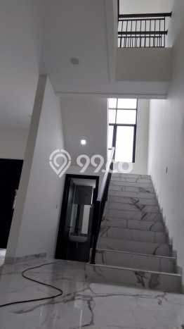 For Sale Rumah Elit Exclusive di Serpong, Tangerang Selatan For Sale Rumah Elit Exclusive di Serpong, Tangerang Selatan