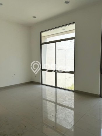 Jual Rumah Luas Elegan Dengan View Eksklusif di Pantai Indah Kapuk 2, Jakarta Utara Jual Rumah Luas Elegan Dengan View Eksklusif di Pantai Indah Kapuk 2, Jakarta Utara