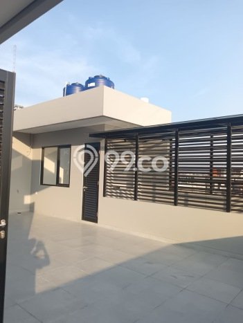 Rumah Area Nyaman kawasan Pantai Indah Kapuk, Jakarta Utara, LT 200m² LB 500m² Rumah Area Nyaman kawasan Pantai Indah Kapuk, Jakarta Utara, LT 200m² LB 500m²