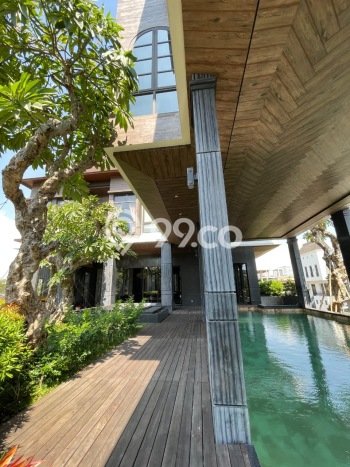 Jual Rumah Mewah Megah Dengan View Cantik di Pantai Mutiara, Jakarta Utara Jual Rumah Mewah Megah Dengan View Cantik di Pantai Mutiara, Jakarta Utara