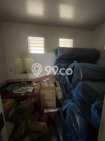Rumah 3 KT 3 KM Fasilitas Gym di Taman Grisenda, Jakarta Utara Rumah 3 KT 3 KM Fasilitas Gym di Taman Grisenda, Jakarta Utara