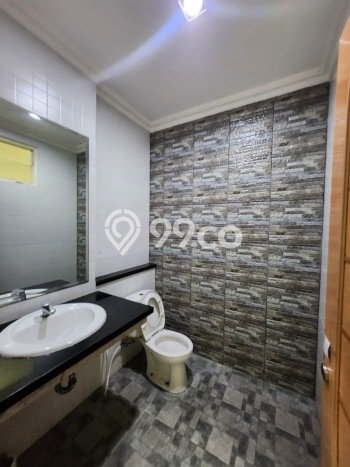 Unit Ruko Dijual di Jakarta Utara LT 60m2 & LB 300m2 Unit Ruko Dijual di Jakarta Utara LT 60m2 & LB 300m2