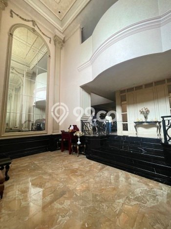 Rumah Elit LB 700m2 Siap Huni Desain Elegan di Pantai Indah Kapuk, Jakarta Utara Rumah Elit LB 700m2 Siap Huni Desain Elegan di Pantai Indah Kapuk, Jakarta Utara