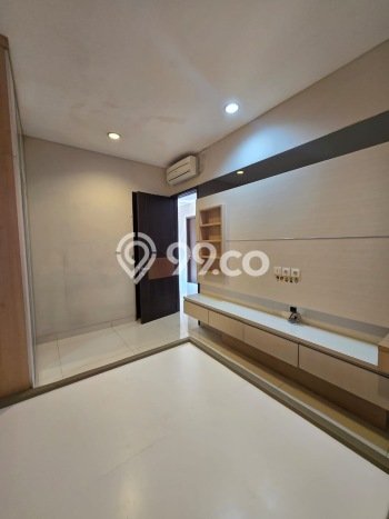 Rumah Elit LB 300m2 Siap Huni Desain Elegan di Pantai Indah Kapuk, Jakarta Utara Rumah Elit LB 300m2 Siap Huni Desain Elegan di Pantai Indah Kapuk, Jakarta Utara