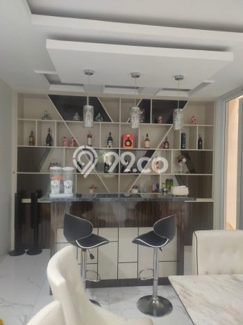 Properti Nyaman 5 KT Luas Tanah 200m² di Pantai Indah Kapuk, Jakarta Utara Properti Nyaman 5 KT Luas Tanah 200m² di Pantai Indah Kapuk, Jakarta Utara