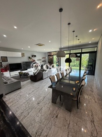 Rumah Mewah LB 500m2 Siap Pakai Desain Elegan di Pantai Indah Kapuk, Jakarta Utara Rumah Mewah LB 500m2 Siap Pakai Desain Elegan di Pantai Indah Kapuk, Jakarta Utara