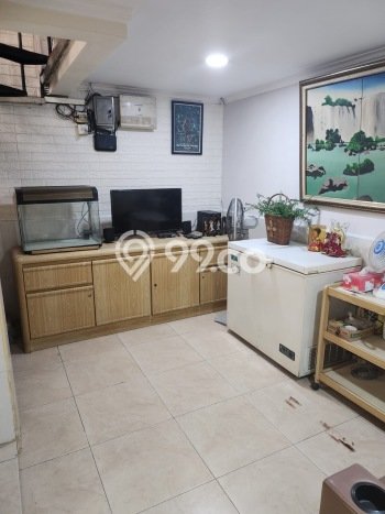 For Sale! Luxury House LT 180m2 Desain Elegan di Pantai Indah Kapuk For Sale! Luxury House LT 180m2 Desain Elegan di Pantai Indah Kapuk