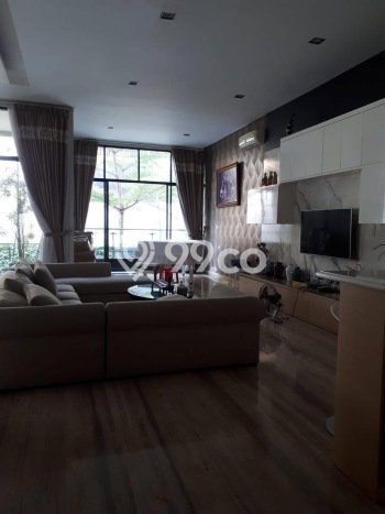 Rumah Elit Modern Tanpa Renovasi di Pantai Indah Kapuk Jakarta Utara Rumah Elit Modern Tanpa Renovasi di Pantai Indah Kapuk Jakarta Utara