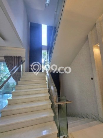 Hunian Mewah LB 700m2 Siap Pakai Desain Elegan di Pantai Indah Kapuk, Jakarta Utara Hunian Mewah LB 700m2 Siap Pakai Desain Elegan di Pantai Indah Kapuk, Jakarta Utara