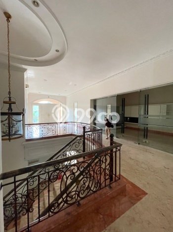 Jual Rumah Luas Megah Dengan View Eksklusif di Pantai Indah Kapuk, Jakarta Utara Jual Rumah Luas Megah Dengan View Eksklusif di Pantai Indah Kapuk, Jakarta Utara