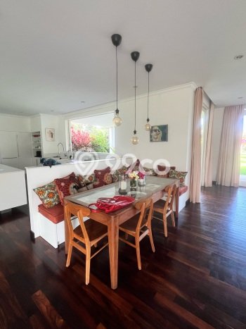 Properti Terbaik! Vila Kawasan , Dimensi 2834m2m², Area Asri dan aman Properti Terbaik! Vila Kawasan , Dimensi 2834m2m², Area Asri dan aman