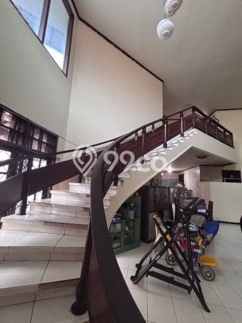 Siap Huni Hunian Elit 4 Kamar di Denpasar Utara Dekat ke Mana Pun Siap Huni Hunian Elit 4 Kamar di Denpasar Utara Dekat ke Mana Pun